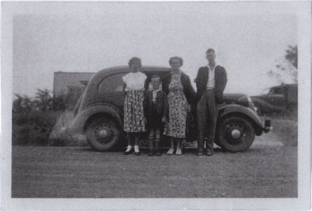 Barbara, Roger, Emma and Grant about to go on outing in Ford Prefect.